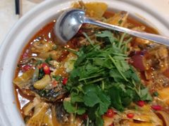 -魏铭鱼头捞饭(晋阳路店)