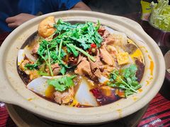 -沙胆彪炭炉牛杂煲(上海日月光广场店)
