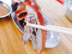 -四更周店烤乳猪