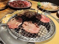 -青瓦炭韩潮烤肉(花园道店)