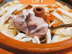 -雀舞云南菜(乐客城店)