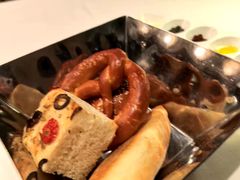 -龙虾酒吧扒房(宁波香格里拉店)