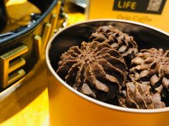 -ZING COFFEE 镜咖啡