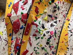 -问山MountQuest攀岩馆