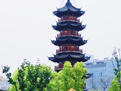 -龙华寺