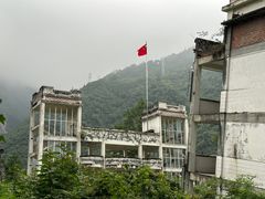 -四川汶川特大地震漩口中学遗址
