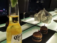 -OZONE 顶楼酒吧(香港丽思卡尔顿酒店)