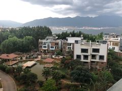 -大理洱海龙湾假日酒店