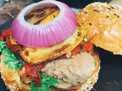-Let'sBURGERplus·非常创意汉堡(三里屯店)