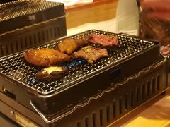 精品猪五花-肉魁屋·烧肉·烧鸟·酒场(高新店)