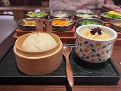 -银米·云南传统过桥米线(双廊黑金冠店)