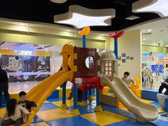 -蓝旗亲子游泳(范湖万达广场店)