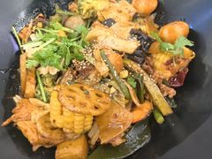 -醉人椒麻辣香锅(王府井喜悦店)