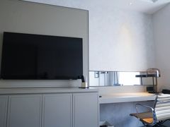 -上海漕河泾万丽酒店