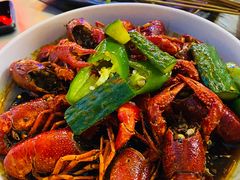 -龙巢盱眙龙虾·鸡煲·烧烤宵夜(坪洲店)