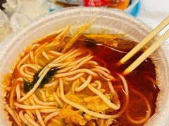-灵芝妹子海鲜米线(劳动公园店)