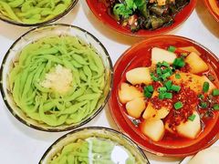 -李与白包子铺(桐梓林店)