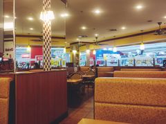 大堂-萨莉亚意式餐厅(新洲家乐福店)