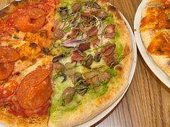 -城市大道红炉披萨烘焙坊