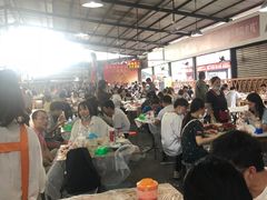 大堂-五七小李子油焖大虾(总店)