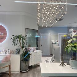 -染指坊日式美甲美睫设计中心