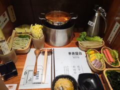 -独食火锅·半米屋台(直营总店)