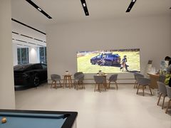 -小鹏汽车上海吴中路销售服务中心