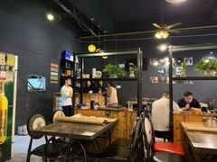 大堂-麻屋手抓海鲜(防城港总店)
