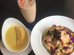 -OLD TREE老树咖啡·西餐厅(台山人工湖店)