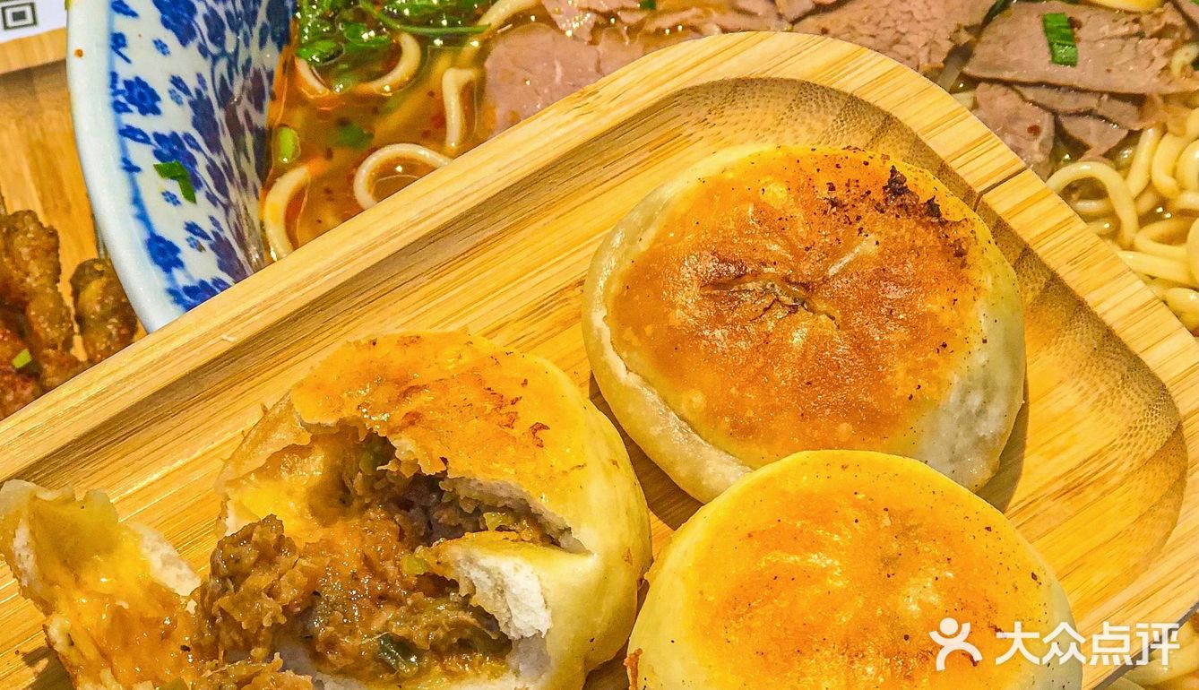 快带你脸大的闺蜜去吃🍜 绝对显脸小哈哈