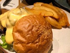 经典大汉堡-The Diner X餐厅(青岛万象城店)