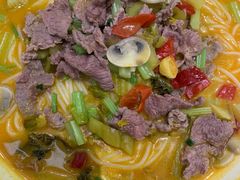 -粉小主·贵州酸汤牛肉粉(南京仙林金鹰店)