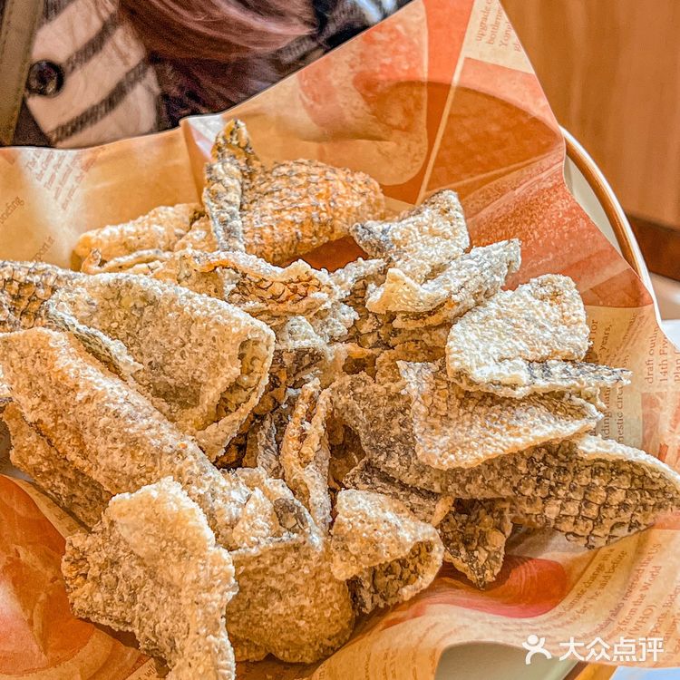 今天这顿饭也太划算了吧❓今天我请客，全款无分期✌🏼
