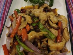 -香巴拉云南餐厅(华莱坞店)