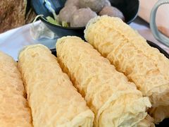 -鲜入围煮花胶鸡海鲜火锅