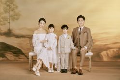 -至臻微拉婚纱摄影