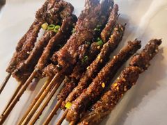 烤黑椒牛肉串-木屋烧烤(白石洲店)