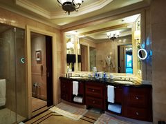 -广州富力丽思卡尔顿酒店