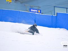 -哈尔滨热雪奇迹