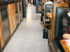 大堂-海记品鸽·新疆菜(高铁站店)