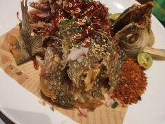 -肥肥虾庄·金牌油焖大虾(杨园滨江时代walk店)