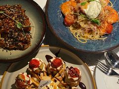 草莓忌廉华夫饼-BE BRIGHT KITCHEN(正佳广场店)