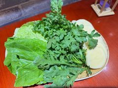 -菌之家·专业纯野生菌火锅·特色炒菌
