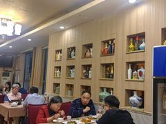 -金牌餐厅·天津菜·八珍豆腐·老爆三(瓷房子店)