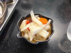 酸萝卜-炙韩料理·部队锅专门店