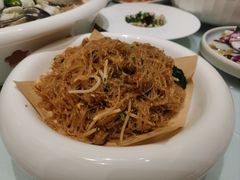法国鹅肝炒粉丝-康大鲤鱼门海鲜城·中餐厅