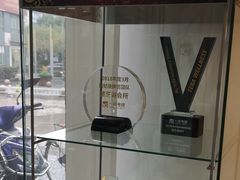 -一兆韦德健身(慧芝湖店)