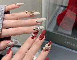 点击看大图 -慕拉美甲美睫皮肤管理
