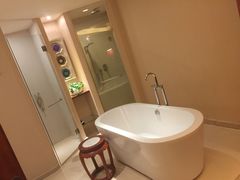 -三亚亚龙湾雅高美爵酒店
