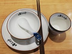-聚汇三少·龙虾·中餐厅(莫邪路新天地店)